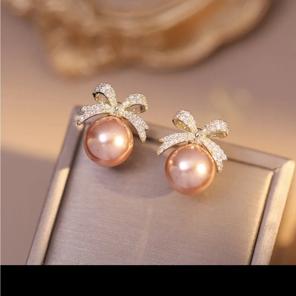 Cultured Pearl Crystal Bow Stud Earrings